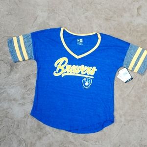 NWT  Milwaukee Brewers v neck knit top